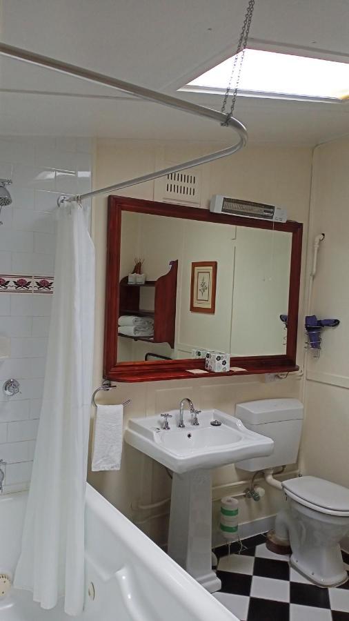 Kubba Roonga Guesthouse - Boutique Luxury Spa Retreat & Gardens - Blue Mountains Blackheath Eksteriør bilde