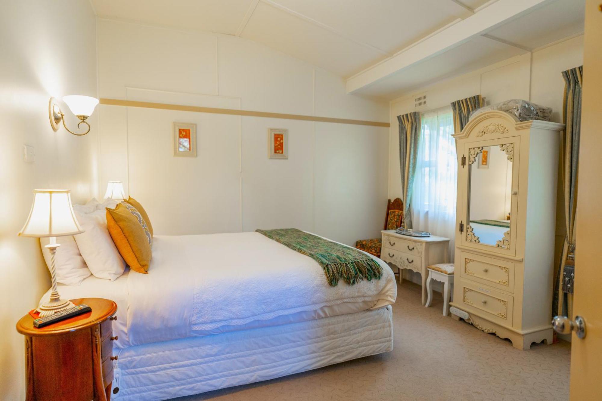 Kubba Roonga Guesthouse - Boutique Luxury Spa Retreat & Gardens - Blue Mountains Blackheath Eksteriør bilde