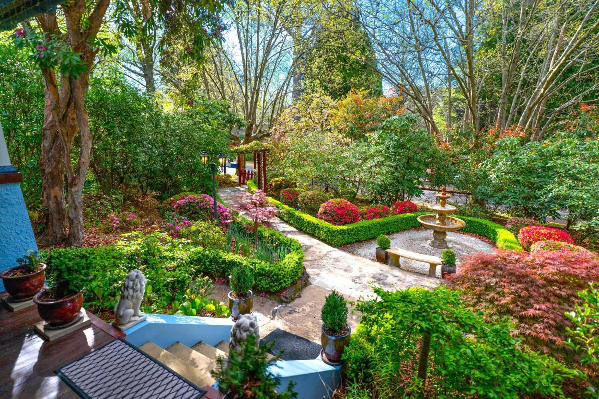 Kubba Roonga Guesthouse - Boutique Luxury Spa Retreat & Gardens - Blue Mountains Blackheath Eksteriør bilde